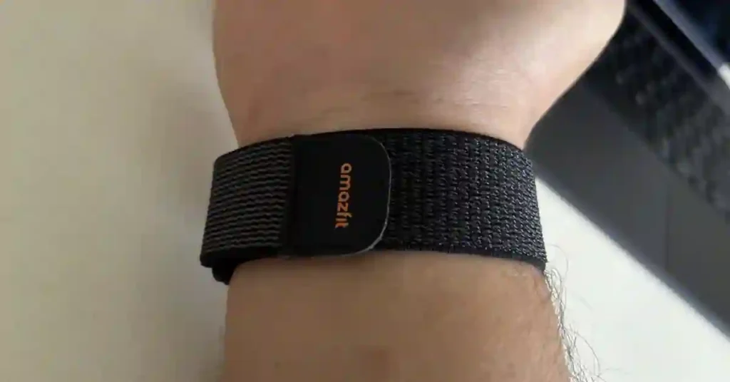 Amazfit Helio Strap with firmware update 3.1.8.2, showing improved heart rate and sleep tracking performance